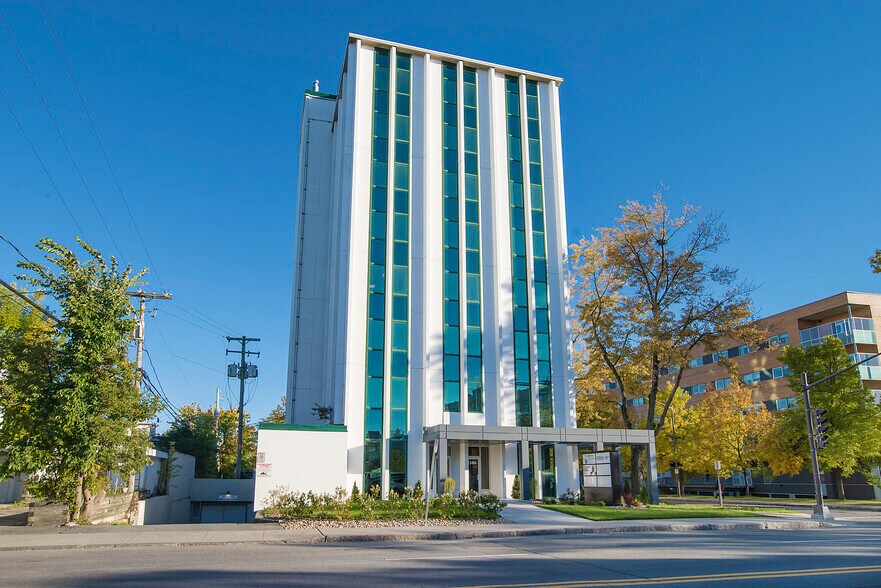 1750 Av de Vitré, Québec, QC à louer - Photo du bâtiment - Image 2 de 2