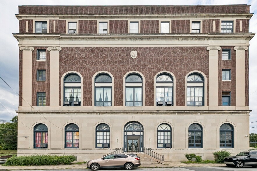 51 E 9th St, Chester, PA for sale - Building Photo - Image 3 of 22