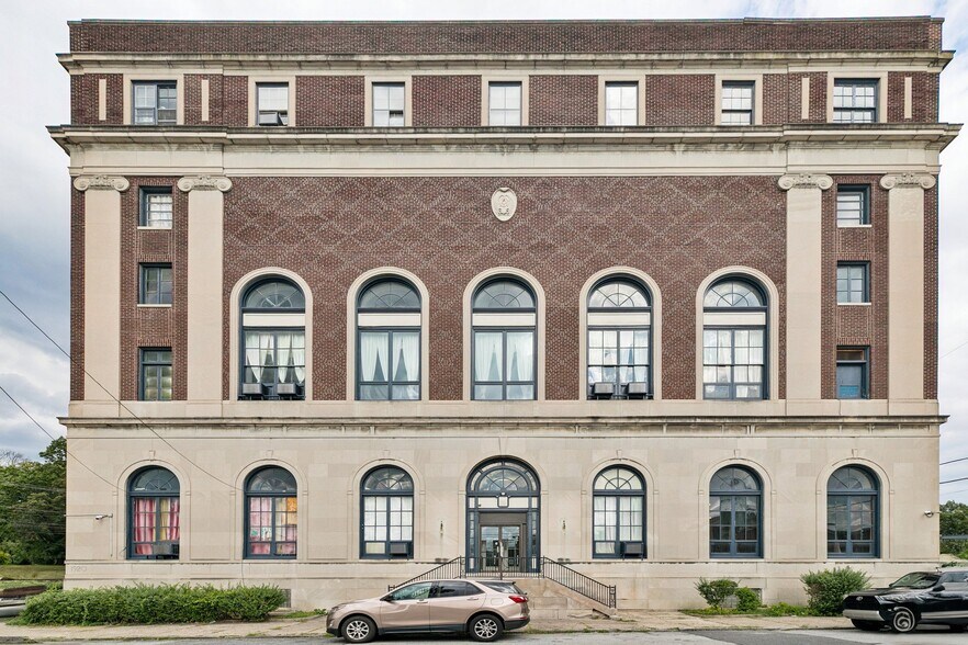 51 E 9th St, Chester, PA à vendre - Photo du bâtiment - Image 3 de 22