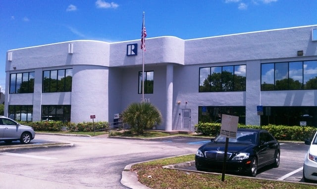 701 Promenade Dr, Pembroke Pines, FL for lease Primary Photo- Image 1 of 17