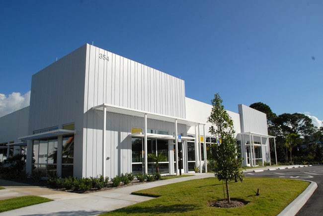 Plus de détails pour 354 Hiatt Dr, Palm Beach Gardens, FL - Bureau à louer