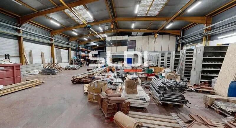 Flex in Vénissieux for lease - Interior Photo - Image 2 of 7