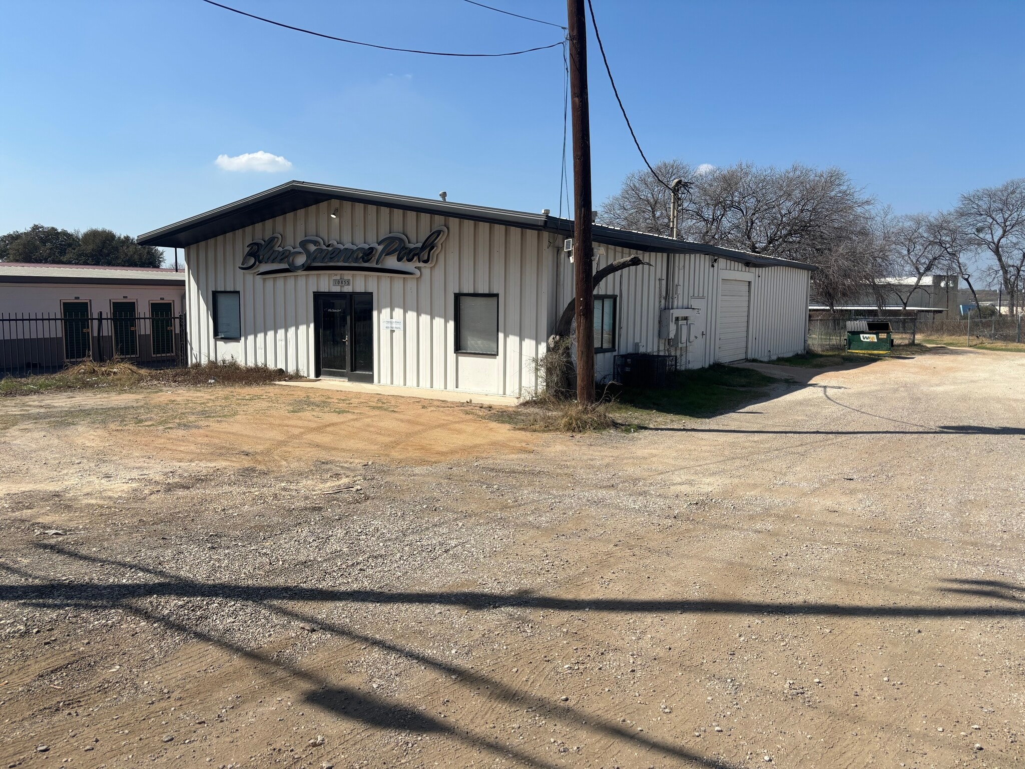 10855 N I-35 Fwy, San Antonio, TX for lease Primary Photo- Image 1 of 12