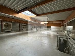 Flex dans Villefranche-sur-Saône à louer Photo intérieure- Image 2 de 5