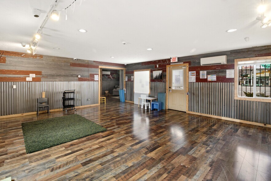 315 E 1st St, Parachute, CO à vendre - Photo intérieure - Image 2 de 20