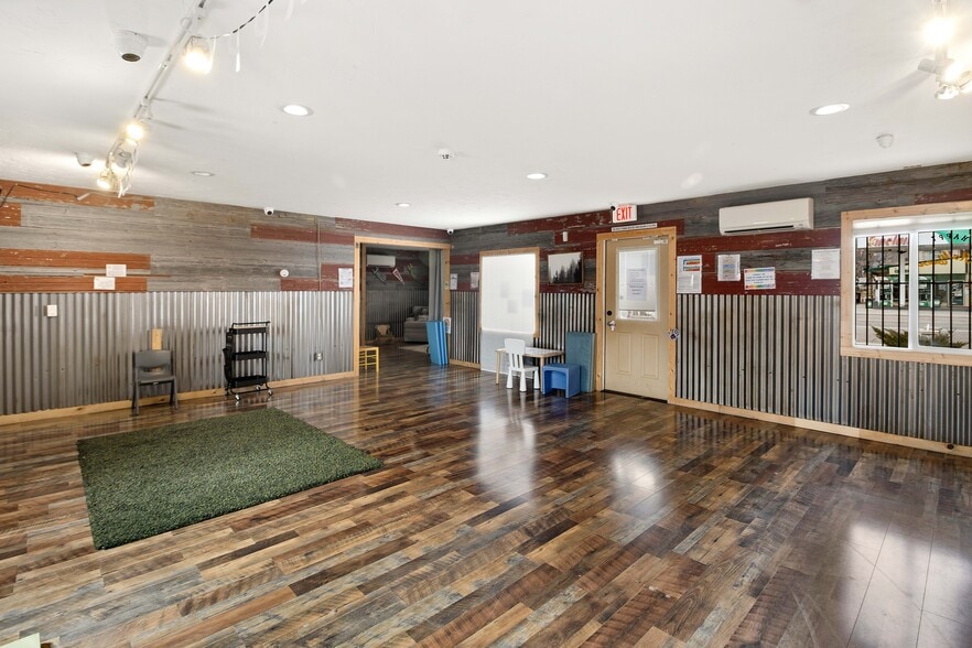315 E 1st St, Parachute, CO à vendre - Photo intérieure - Image 2 de 20