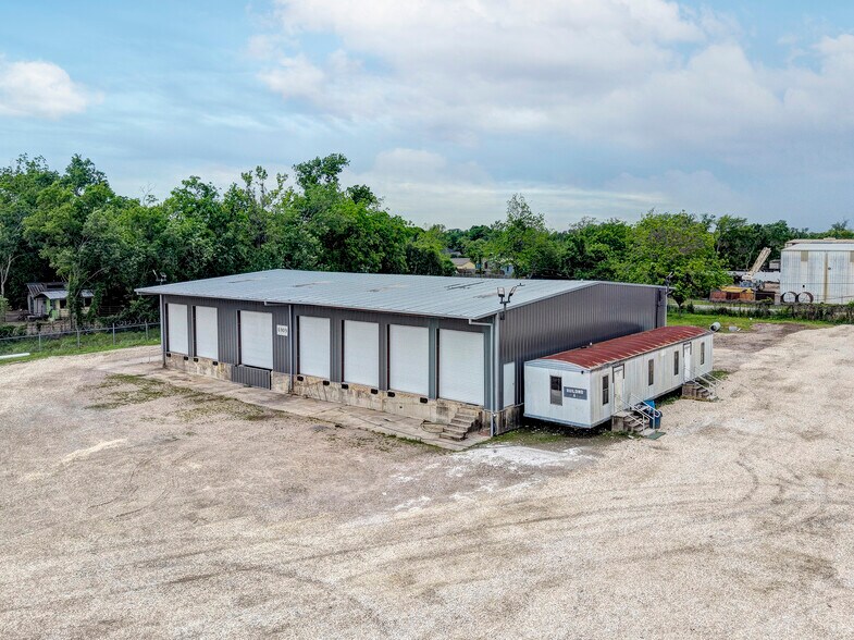 6906-6916 Elbert St, Houston, TX à louer - Photo du bâtiment - Image 1 de 7
