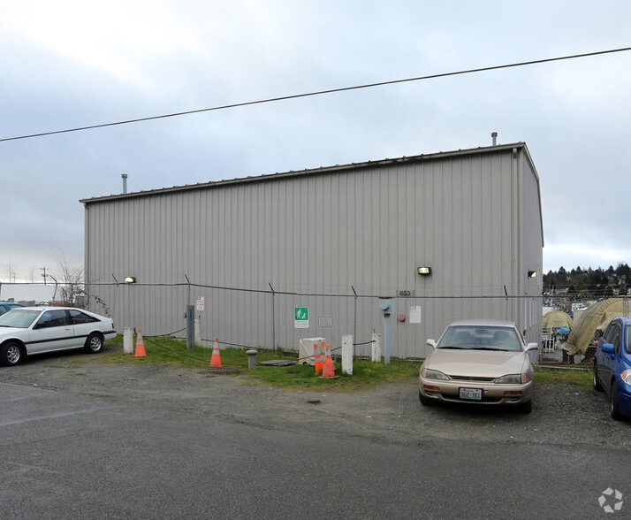 653 NW 41st St, Seattle, WA for sale - Building Photo - Image 2 of 5