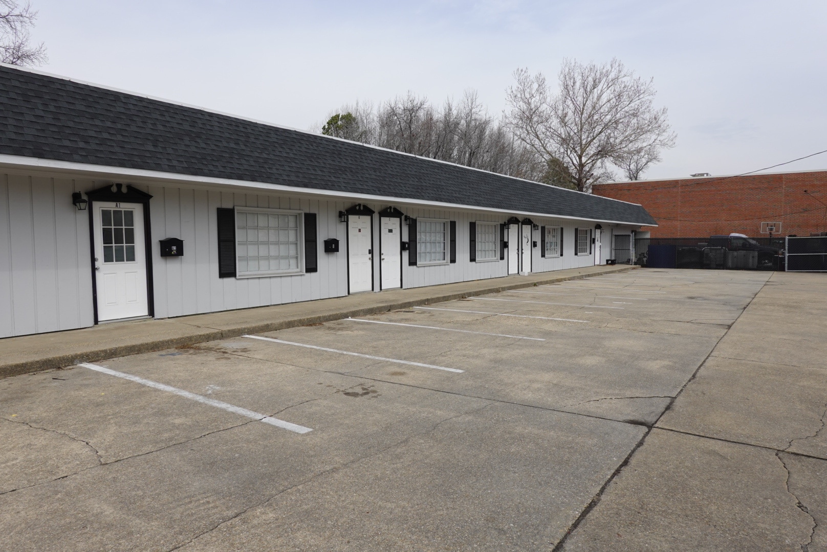 1806 Hayward Ave, Chesapeake, VA for sale Primary Photo- Image 1 of 27