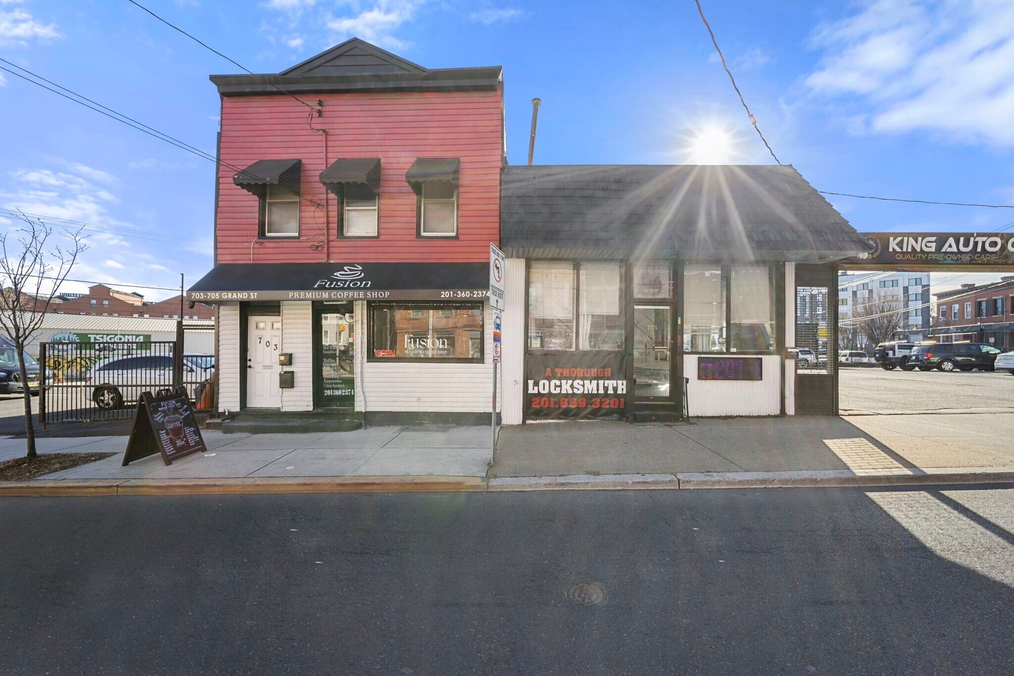 703 Grand St, Jersey City, NJ for sale Primary Photo- Image 1 of 2