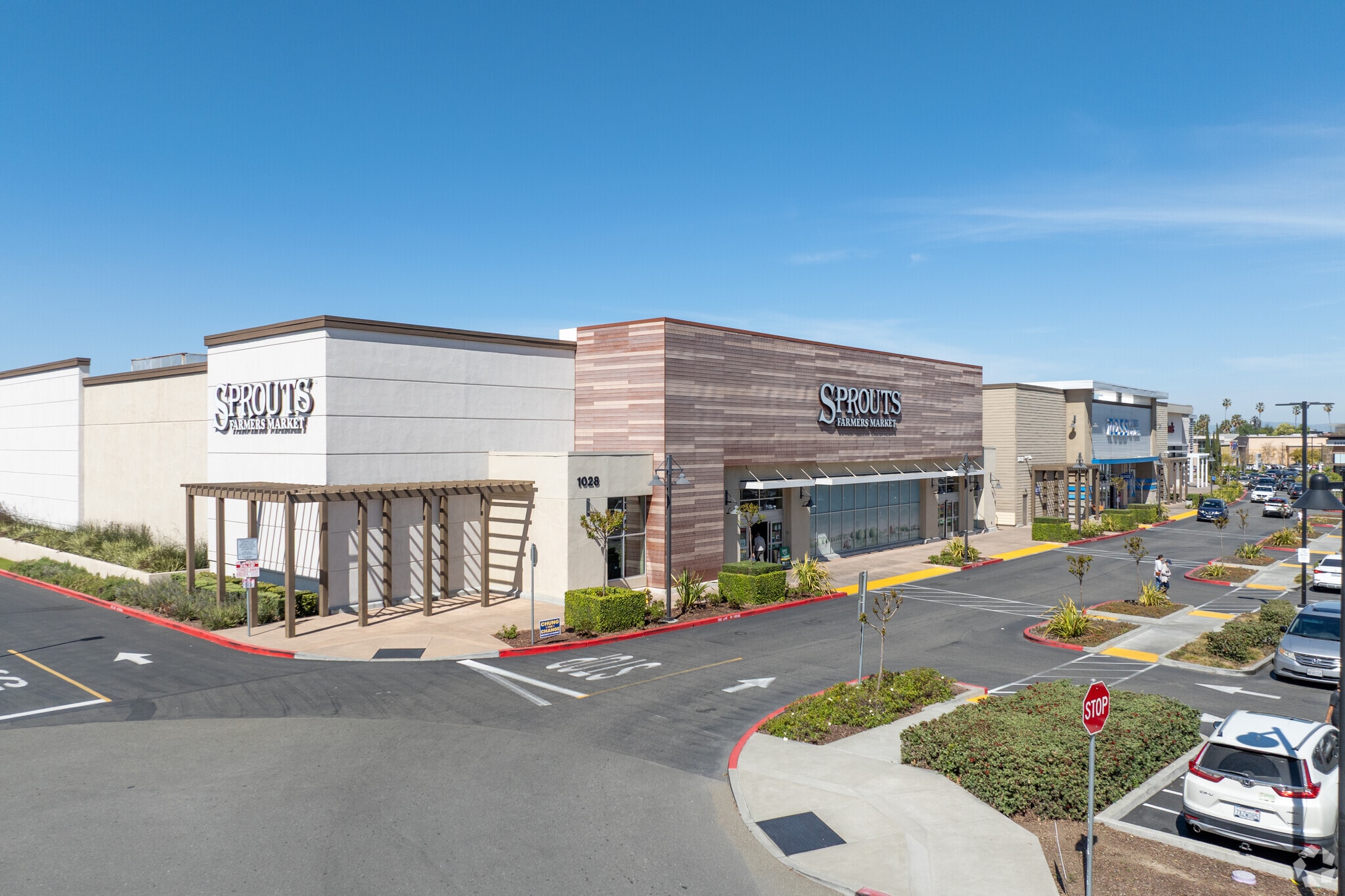 1028-1098 E Brokaw Rd, San Jose, CA for lease Primary Photo- Image 1 of 8
