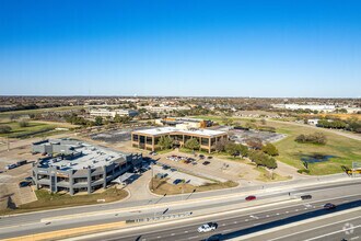 3301 Airport Fwy, Bedford, TX - AERIAL map view