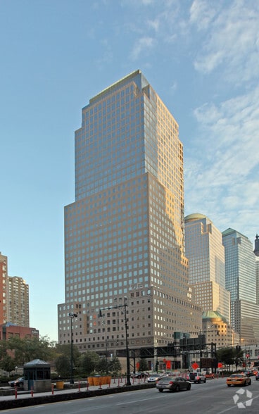 200 Liberty St, New York, NY for lease - Building Photo - Image 3 of 3