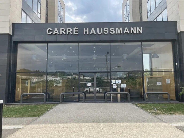 Office in Évry-Courcouronnes for lease - Building Photo - Image 2 of 26