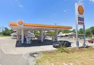 More details for 275 W Steve Wariner Dr, Russell Springs, KY - Retail for Sale