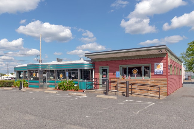 More details for 140 Newport Ave, East Providence, RI - Retail for Lease