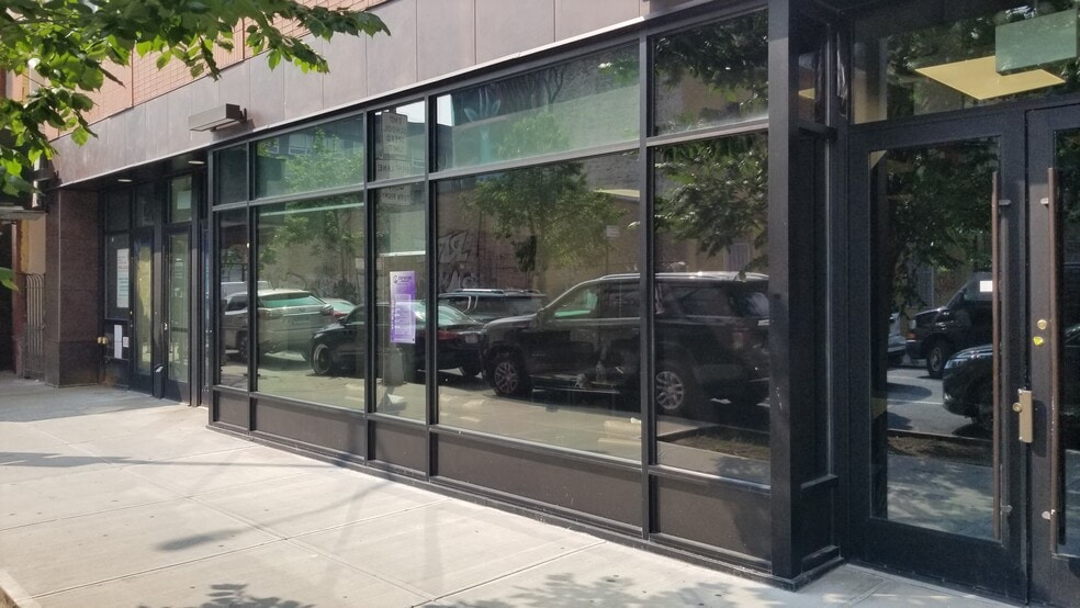 263-267 W 126th St, New York, NY à louer - Photo du bâtiment - Image 2 de 5