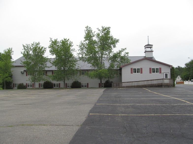 227 Poland Rd, Auburn, ME à vendre - Photo du bâtiment - Image 1 de 1