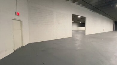 10049 NW 89th Ave, Medley, FL for lease - Commercial Listing Video 