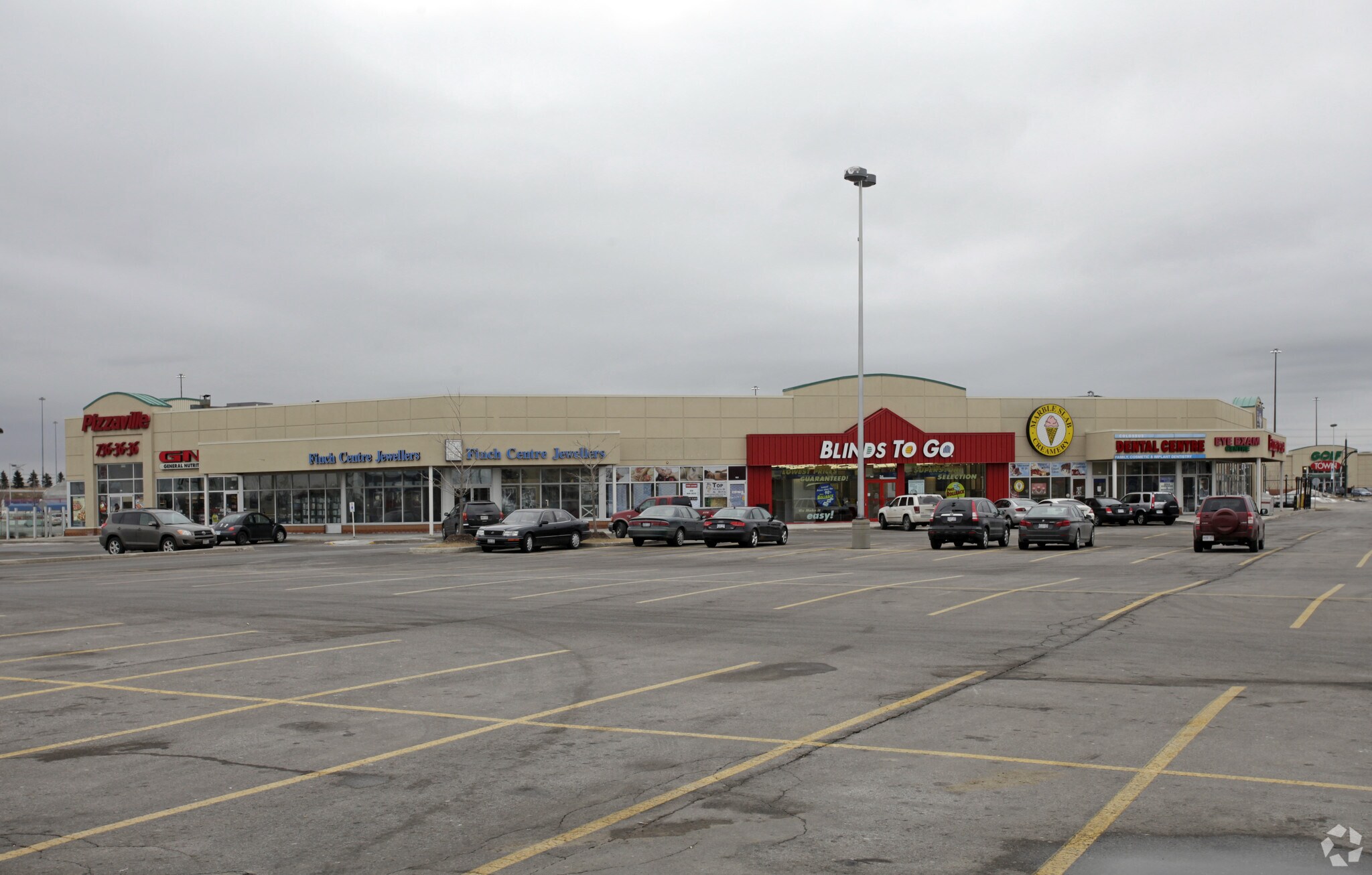 31 Colossus Dr, Vaughan, ON à louer Photo principale- Image 1 de 10