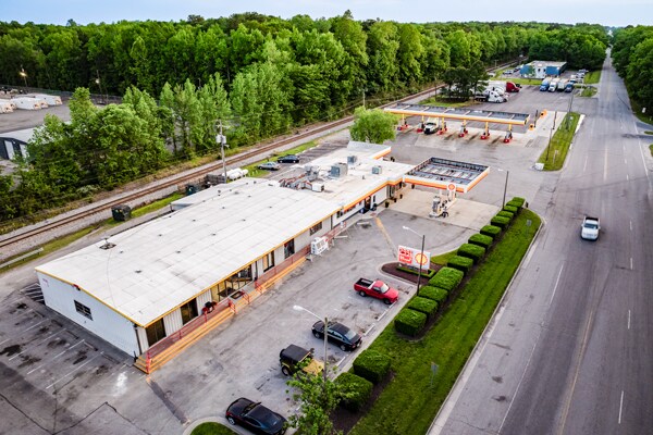 More details for 4719 W Military Hwy, Chesapeake, VA - Retail for Sale