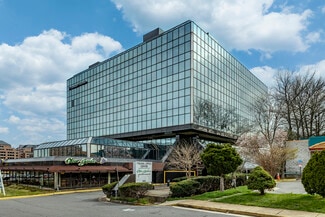 Plus de détails pour 8133 Leesburg Pike, Vienna, VA - Bureau à louer