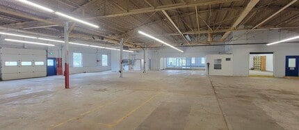 510 First St, London, ON for lease Interior Photo- Image 2 of 23