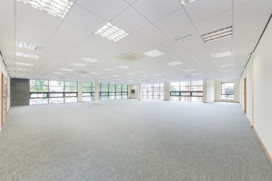 Loughborough Rd, West Bridgford for lease - Interior Photo - Image 3 of 11