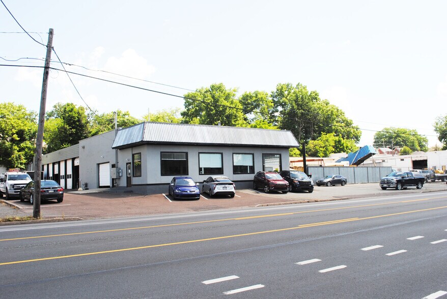 323 W High St, Pottstown, PA à vendre - Photo du bâtiment - Image 1 de 6