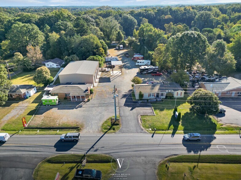 6732 Wilgrove Mint Hill Rd, Mint Hill, NC à louer - Photo du bâtiment - Image 3 de 6