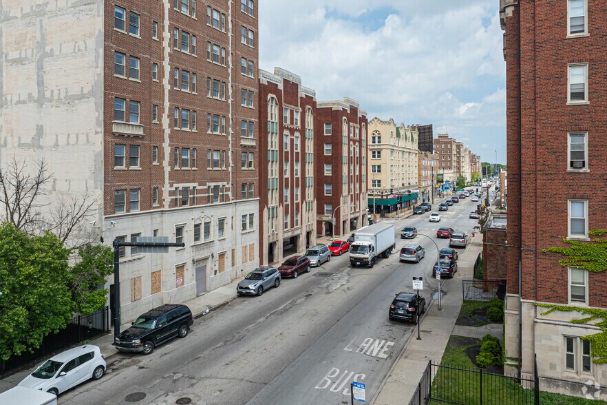 7124-7134 S Jeffery Blvd, Chicago, IL à louer - Aérien - Image 2 de 4