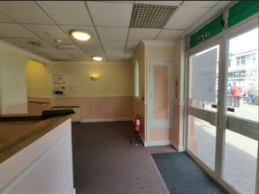 9 Market Pl, Willenhall à louer Photo intérieure- Image 2 de 5