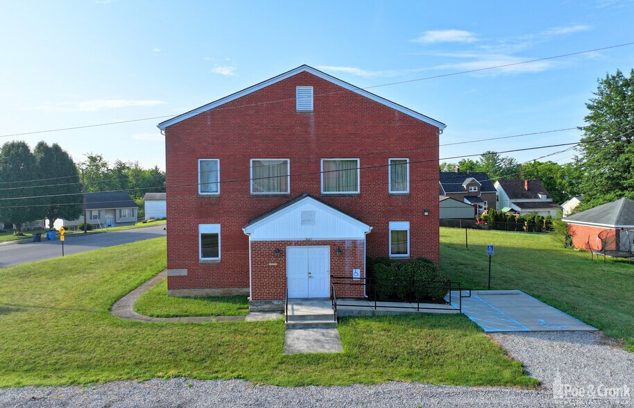 3025 Pioneer Rd NW, Roanoke, VA à vendre - Photo du bâtiment - Image 2 de 15