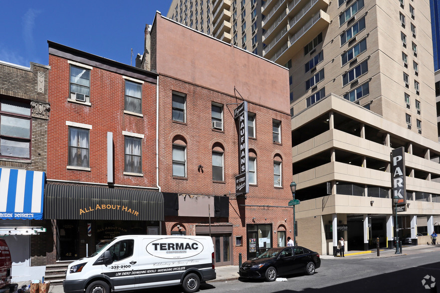 38-40 S 19th St, Philadelphia, PA for lease - Building Photo - Image 3 of 17