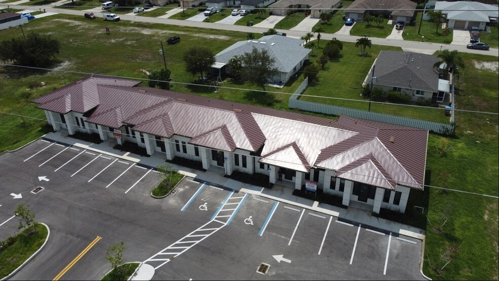 1624 SW Santa Barbara Pl, Cape Coral, FL for lease - Aerial - Image 3 of 7