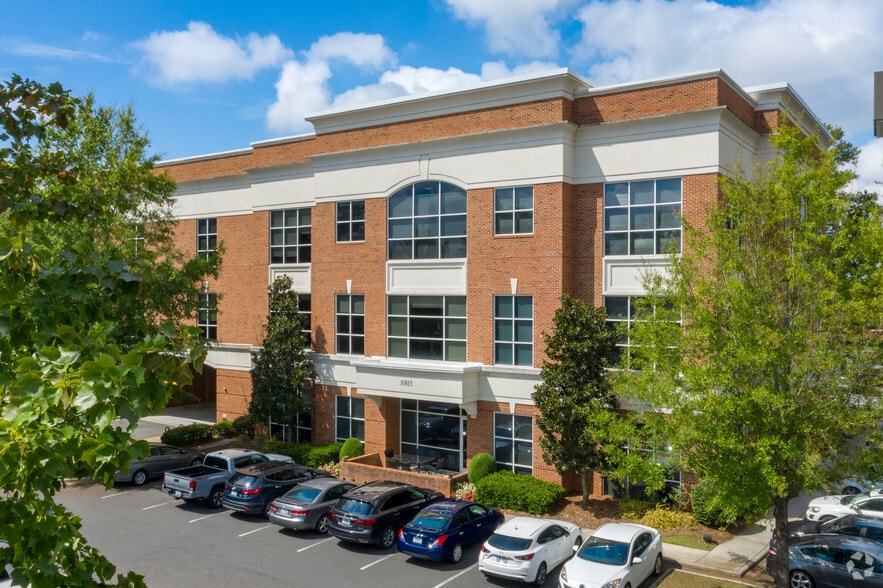 10815 Sikes Pl, Charlotte, NC for lease - Building Photo - Image 2 of 4