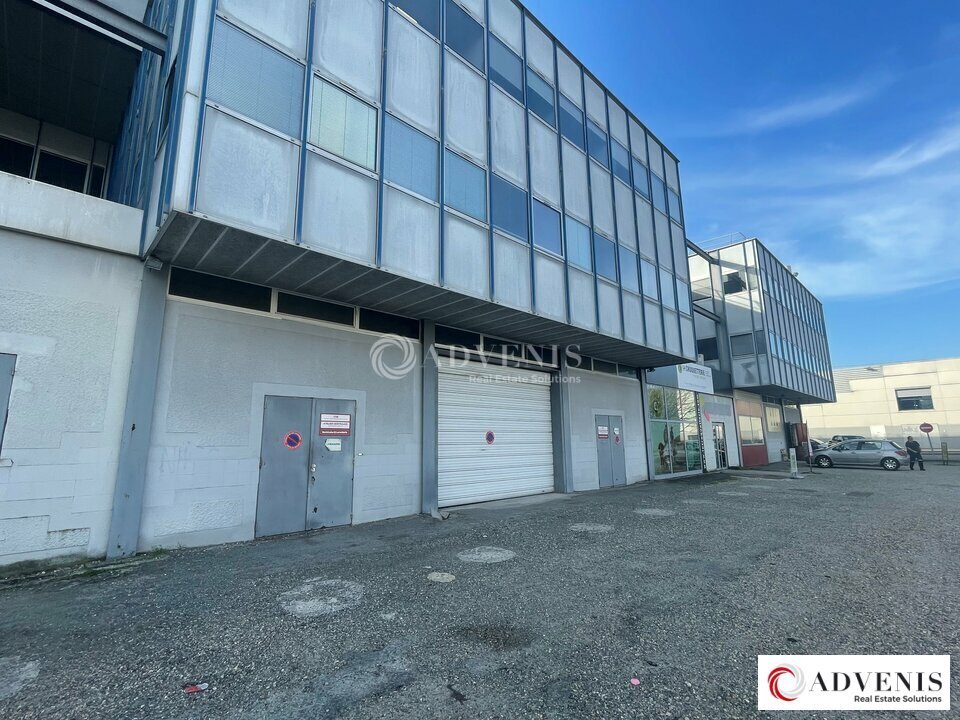 Flex in Mérignac for lease Building Photo- Image 1 of 4