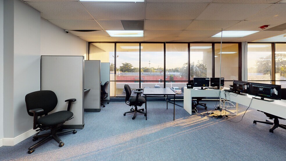 840 SW 81st Ave, North Lauderdale, FL à louer - Numérisation 3D de Matterport - Image 2 de 23