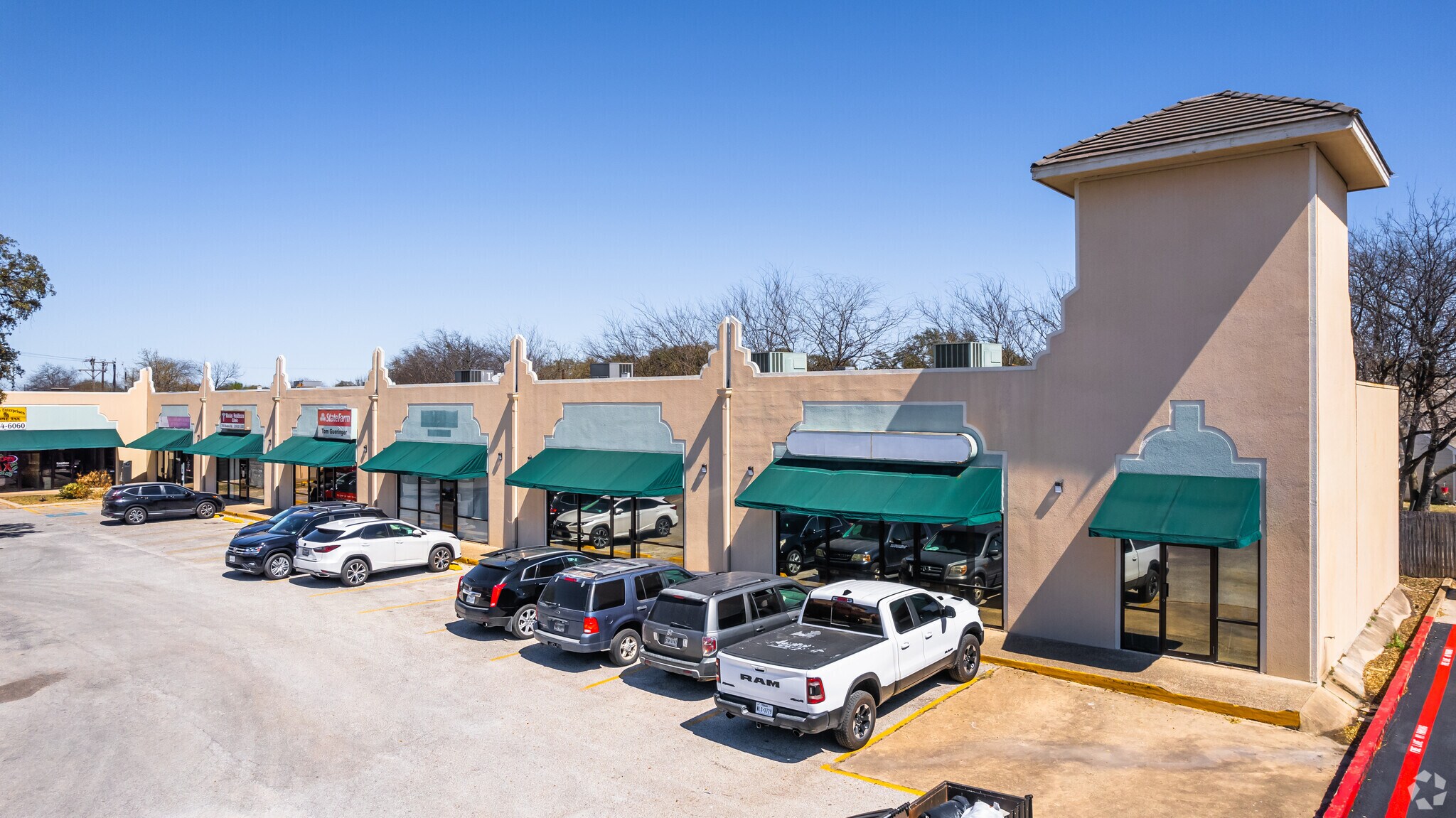 7035-7075 Bandera Rd, San Antonio, TX for lease Primary Photo- Image 1 of 8