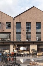 Langborne Rd, Whitby à louer Photo du bâtiment- Image 2 de 4