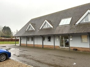 Duxford Rd, Saffron Walden for lease Building Photo- Image 2 of 6