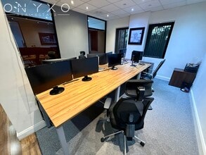 1390 Uxbridge Rd, Uxbridge for lease Interior Photo- Image 1 of 5