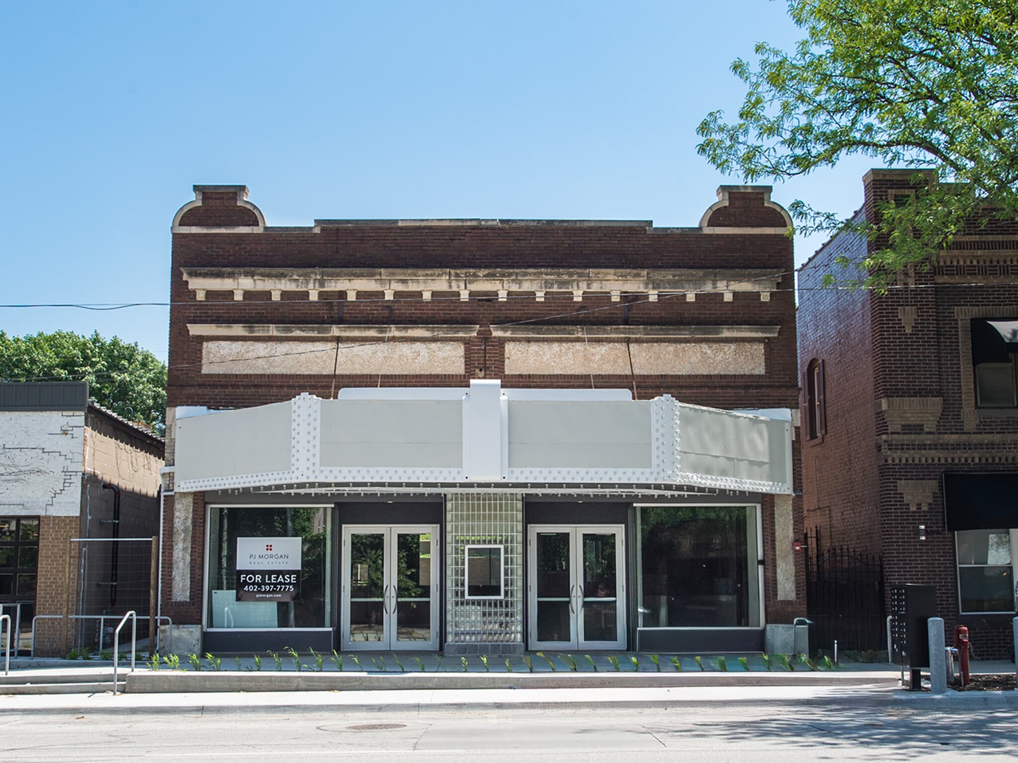 1425 S 13th St, Omaha, NE for lease Interior Photo- Image 1 of 27