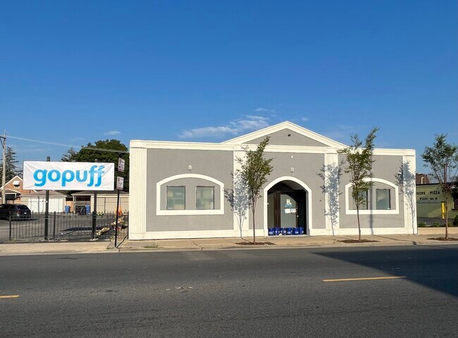 Plus de détails pour 3118 N Harlem Ave, Chicago, IL - Commerce de détail à vendre