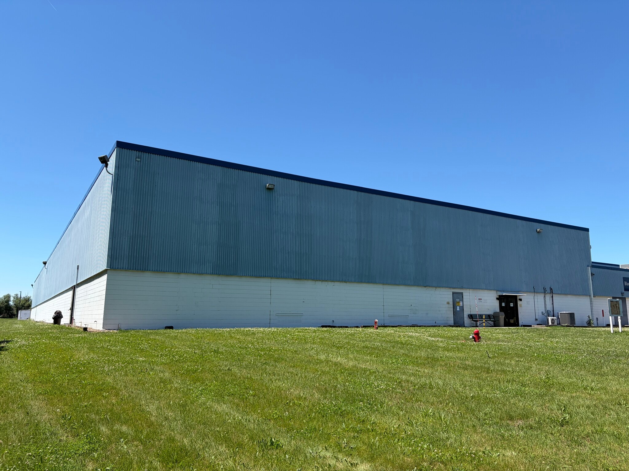 5550 Winchester Ave, Martinsburg, WV for lease Building Photo- Image 1 of 3