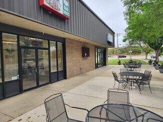 Plus de détails pour 3001 N Elm St, Denton, TX - Commerce de détail à vendre