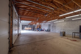 858-896 King Ave, Columbus, OH à louer Photo intérieure- Image 2 de 3