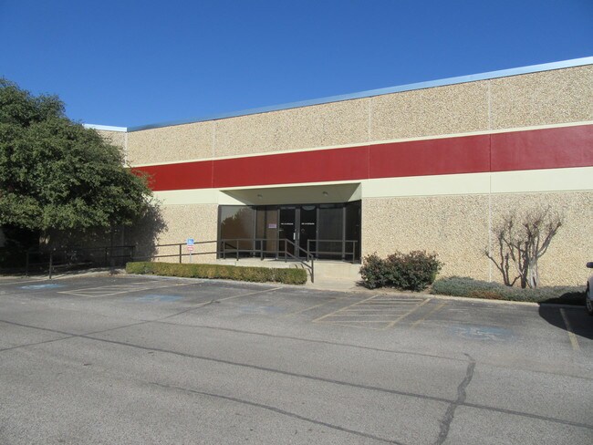 Plus de détails pour 304 N Meridian Ave, Oklahoma City, OK - Plusieurs types d'espaces à louer