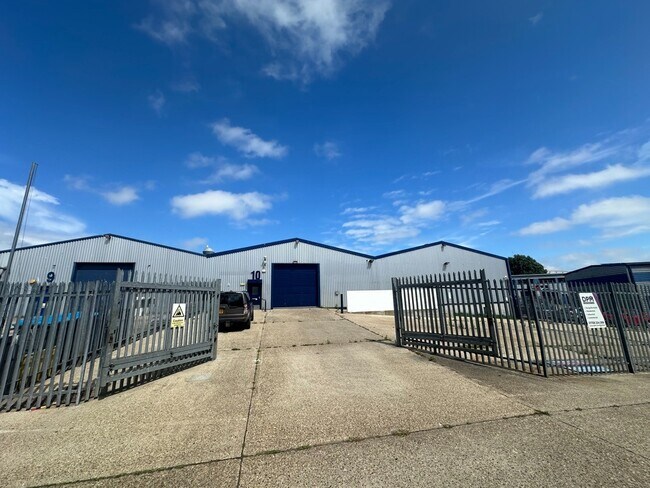 Plus de détails pour Unit 10 Heron Business Centre, Ashford - Industriel à louer