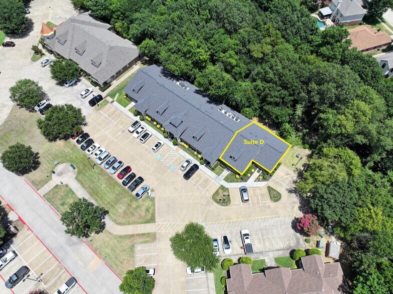 2612 Long Prairie Rd, Flower Mound, TX à louer - Photo du bâtiment - Image 3 de 6